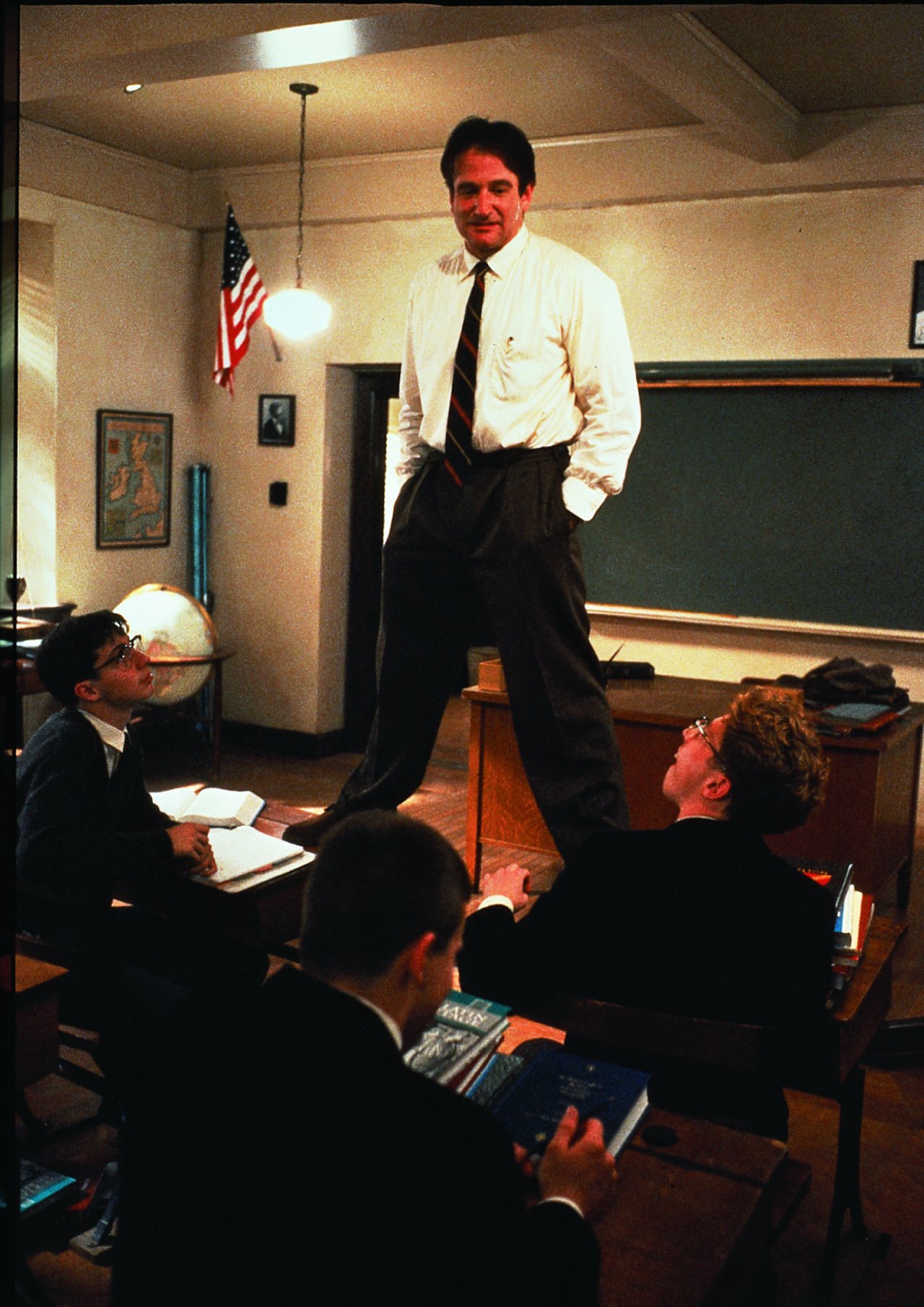 Рецензии на фильм Общество мертвых поэтов / Dead Poets Society, отзывы