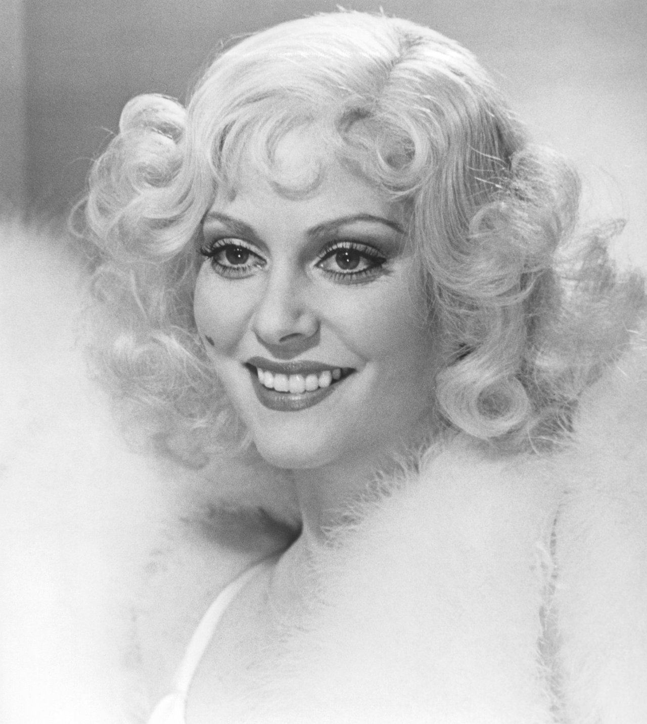 Рецензии на фильм Виктор/Виктория / Victor/Victoria, отзывы